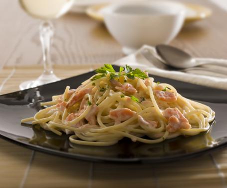 spaghetti salmone en creme melk