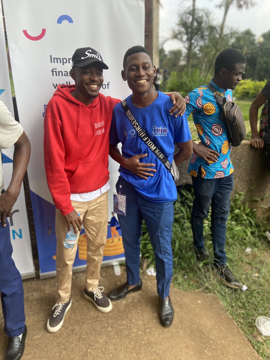 EdmondMakolle's tweet photo. @mountainhubb @WtmYaounde237 @GDGYaounde @Cyprien_T @FahDejon Notre troisième journée a été particulièrement marquée par le retour d’expérience de nos aînés et anciens du département Informatique de #uy1
@regis_ate @pamTakoundoum @st9_8 @CurtisKakeu @Joseballa6
Lien tofs: https://t.co/PFN8JDsZA7
#JUIN2023
#Comsas https://t.co/eHNDk4gth1