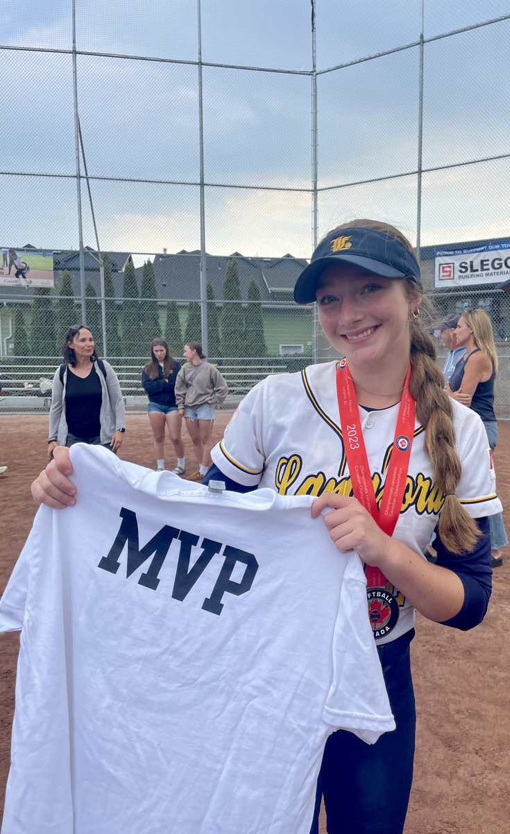 National Champs! So grateful for this team #WATx3 ⁦<a href="/lightning05A/">Langford Lightning 2005</a>⁩ ⁦<a href="/SoftballCanada/">Softball Canada</a>⁩ ⁦⁦<a href="/IHartFastpitch/">I❤️Fastpitch</a>⁩ ⁦<a href="/LegacyLegendsS1/">Legacy & Legends Softball</a>⁩