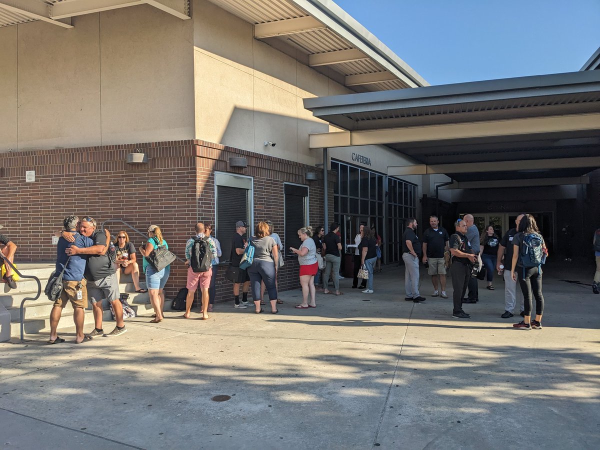 pdRJUHSD tweet media