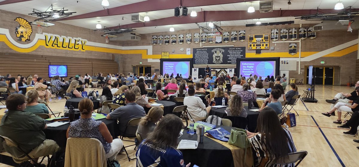djplanetmars's tweet photo. @dr_cbetters doing "her thang" as the Morongo Valley USD Educational Summit keynote. Go, Dr. Betters!!! https://t.co/dLa60Yfa3S