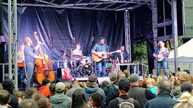 HeidiTown's tweet photo. SAVE the DATE!
The Salida Circus & music from Kevin Daniel & The Bottom Line & Tyler Bryan & the Shakedown. Plus, face painting, a photo booth, and bar.
@KFestivals #Colorado #KeystoneFestivals https://t.co/xtTd5wDOpz