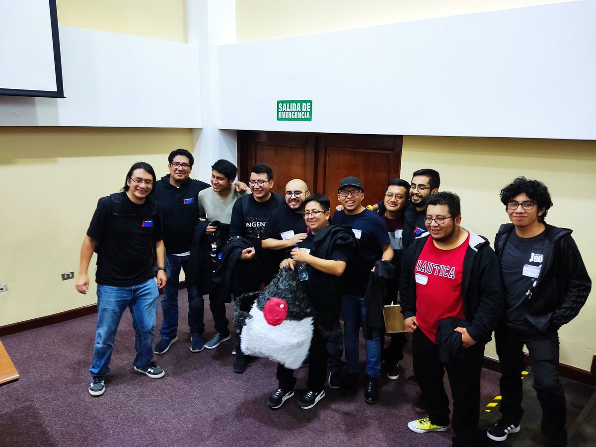 Java User Group El Salvador tweet media