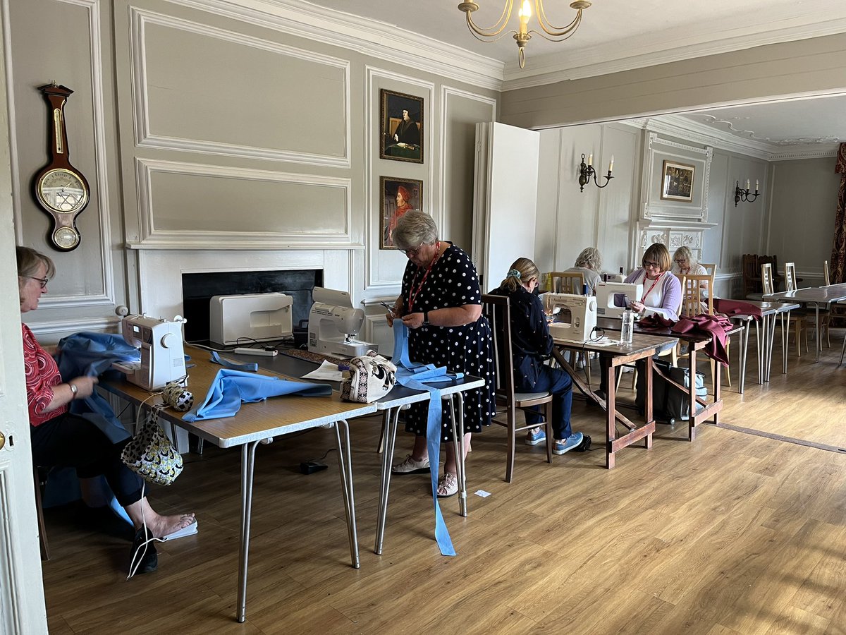 Ufton_Court's tweet photo. Thank you to all the wonderful people that joined us today as part of Uftons Sewing Bee! All of the work you’ve done is hugely appreciated. ❤️ We look forward to seeing you again for the continuation of the project! 🧵
#costumes #sewing #volunteer #thankyou #ufton https://t.co/0bfeqmChZo