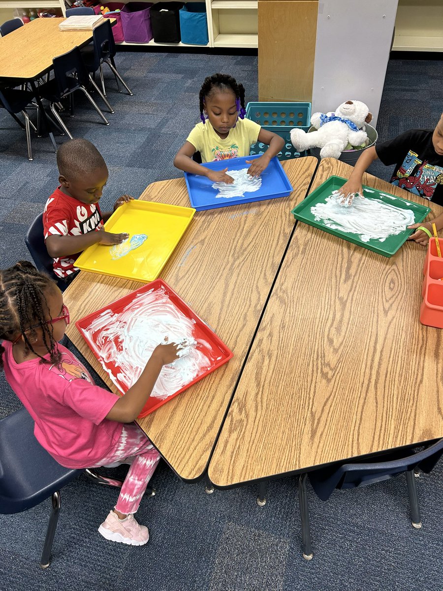 Courtney Heath tweet media