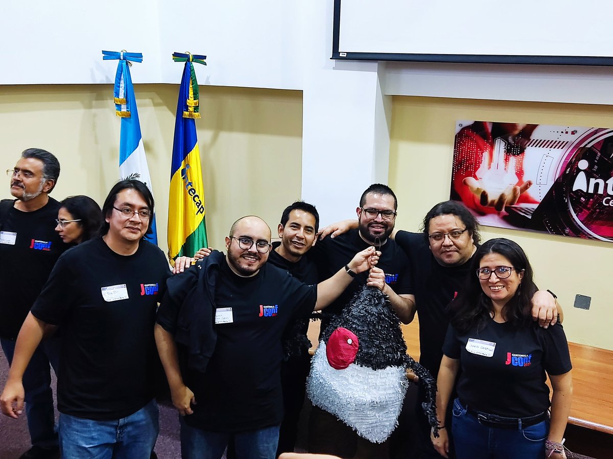 Java User Group El Salvador tweet media