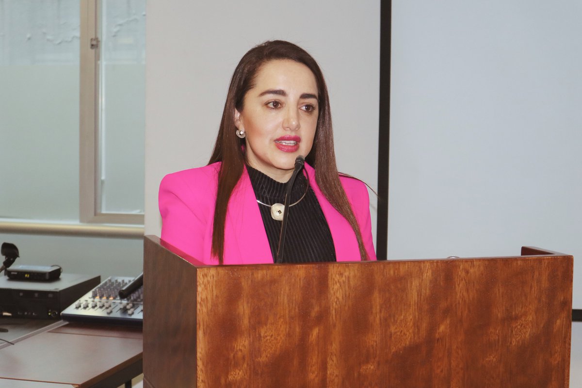 utpl's tweet image. ✍🏻 Fortalecemos la educación artística en el país a través del convenio firmado por la maestría en Pedagogía en las Artes #UTPL y la @CasadelaCultura.

La alianza beneficiará a miembros de todos los núcleos provinciales para acceder a la maestría con un descuento del 20%. 🎓