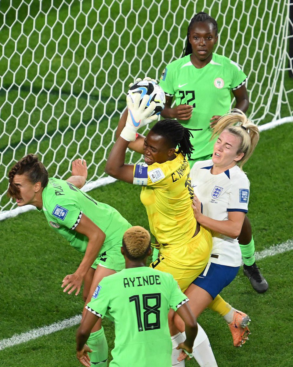 osasuo's tweet photo. Dear @thenff, I am made to understand that you have paid the @NGSuper_Falcons players just ten days of their $100 per day #FIFAWWC camp allowance and that you told them that the remaining five days will be paid to their bank accounts. This is the situation that existed after their round of 16 game against @England. Why? Aren’t daily allowances supposed to be paid in full in camp? 🤔
