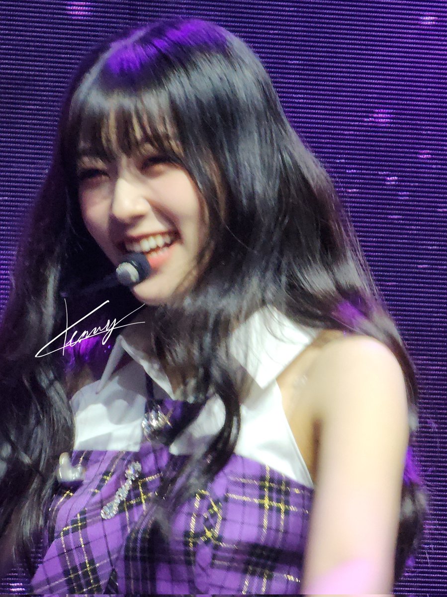 kcrace11's tweet photo. When she smiles...

#OECinBerlin https://t.co/HExSHFhnG5