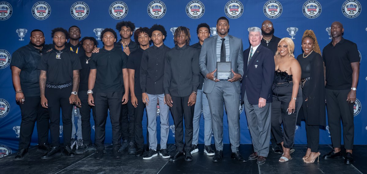 Allstate Sugar Bowl (@sugarbowlnola) on Twitter photo 🎉Over the weekend, the <a href="/Allstate/">Allstate</a> #SugarBowl celebrated and honored 4️⃣ new inductees to Greater New Orleans Sports Hall of Fame as well as 1️⃣6️⃣ individuals & 4️⃣ teams for their outstanding performances during the 2022-2023 sports season!
📰allstatesugarbowl.org/news/2023/8/5/… 🎉Over the weekend, the <a href="/Allstate/">Allstate</a> #SugarBowl celebrated and honored 4️⃣ new inductees to Greater New Orleans Sports Hall of Fame as well as 1️⃣6️⃣ individuals & 4️⃣ teams for their outstanding performances during the 2022-2023 sports season!
📰allstatesugarbowl.org/news/2023/8/5/…