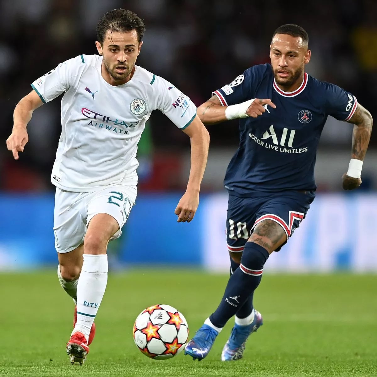 ¿Qué jugador prefieres que venga al Barça?

❤️ NEYMAR
🔁 BERNARDO SILVA