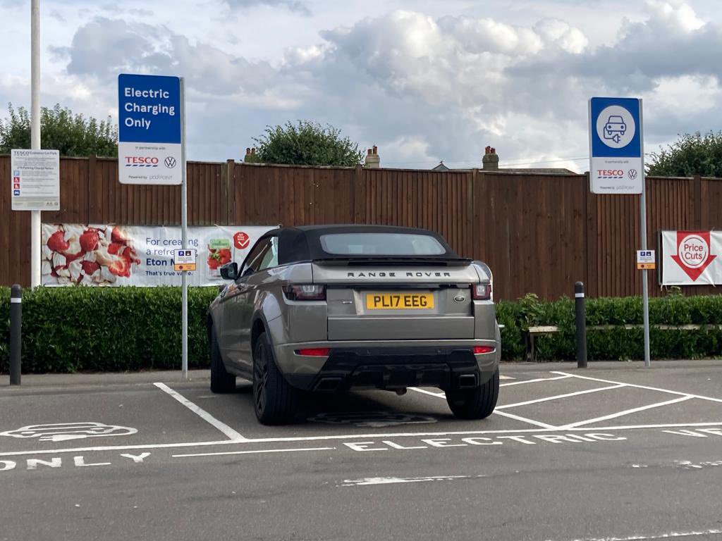 Road2Adventures's tweet photo. As if the car wasn’t offensive enough. Fantastic parking 

#wankpanzer #YPLAC https://t.co/UlWOeIf1cH