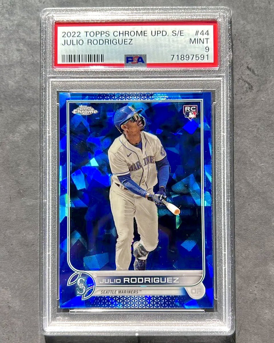 The Collectibles Guru tweet media