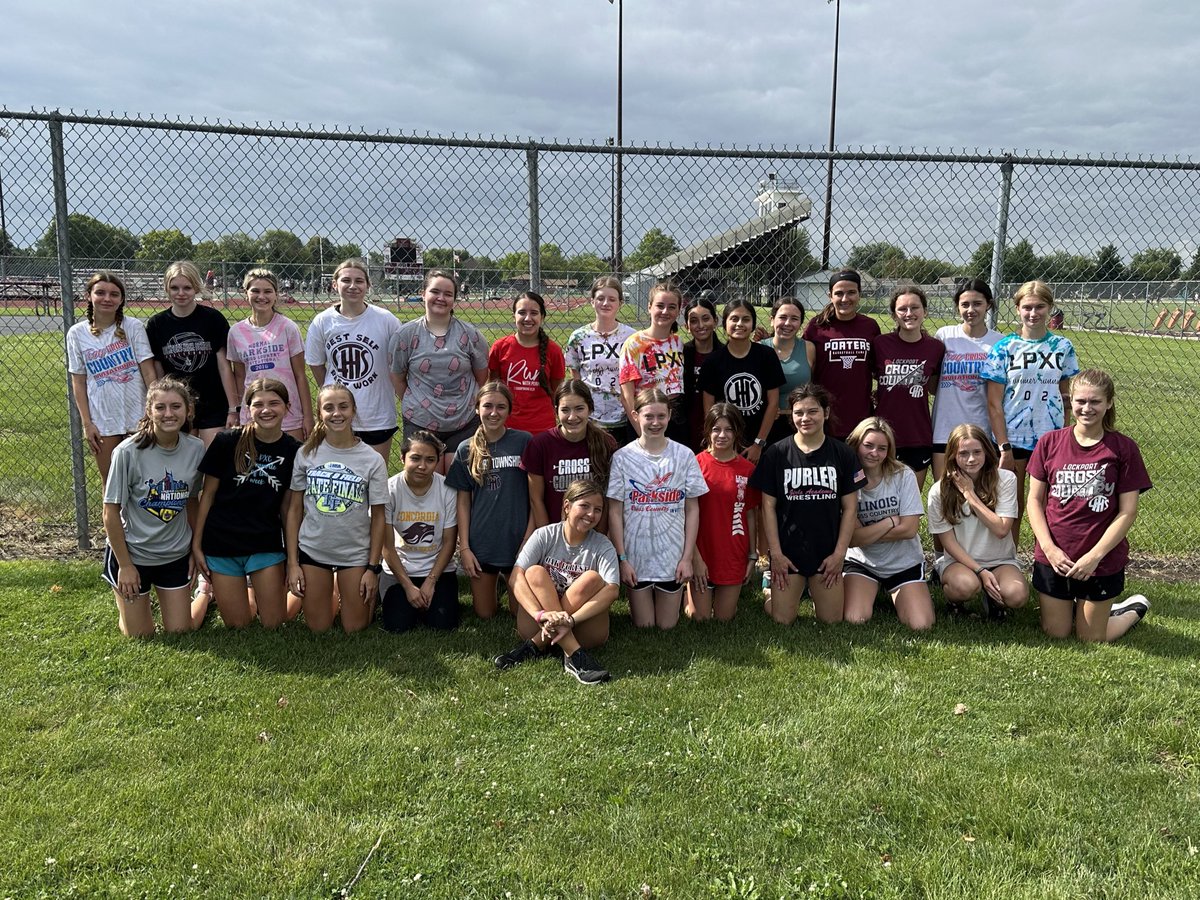 devoregan's tweet photo. I sure missed these girls! Day 1- DONE ✔️ #LPXC #PorterPower https://t.co/nizSQ5s89W