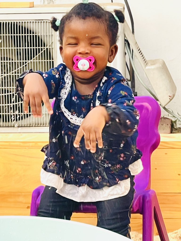 Seul la lutte libère … Bravo mon amour ♥️♥️♥️  
📷: Papa est là  shorturl.at/nAEL8