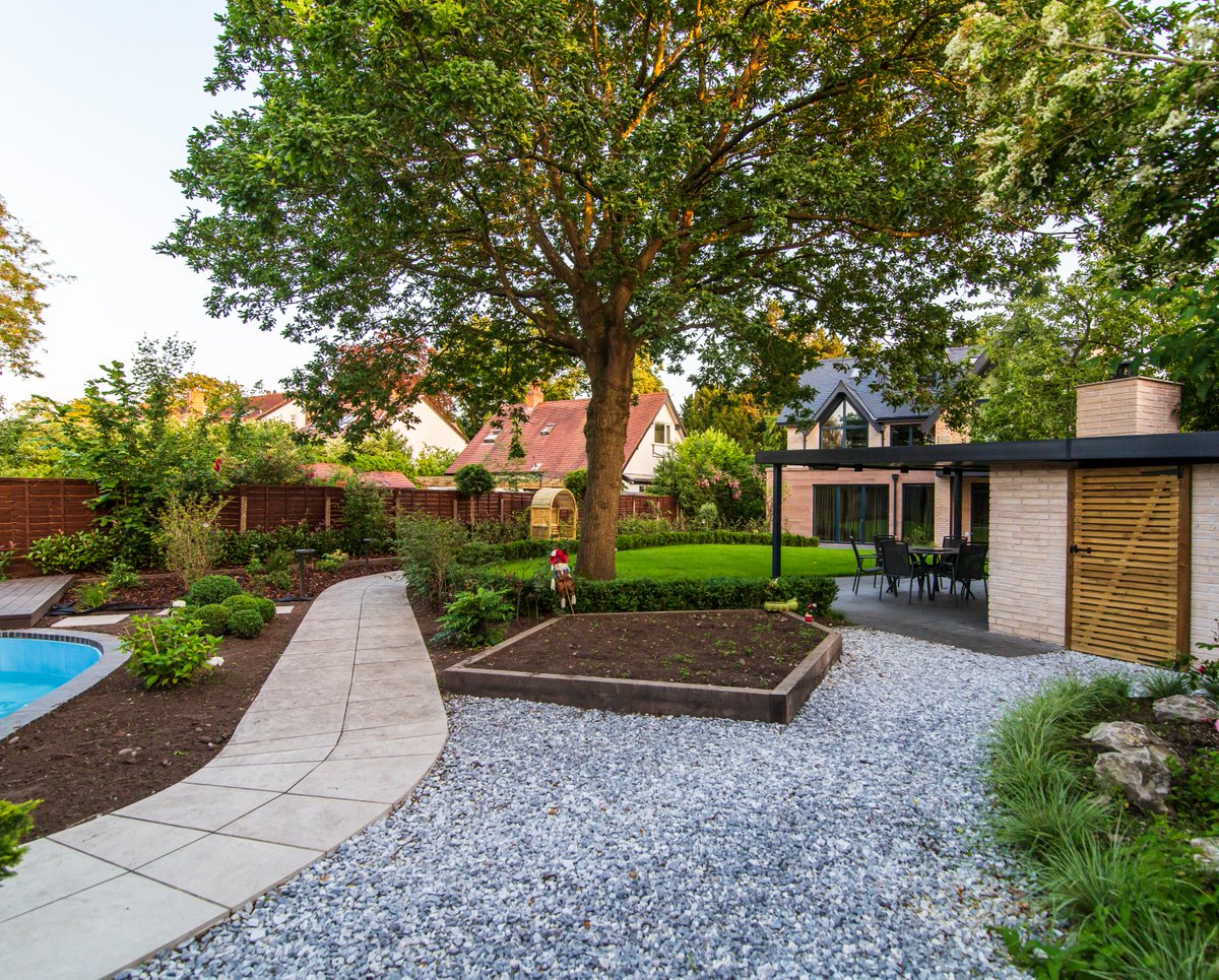 pavilion_ph's tweet image. We are intrigued to know your non-negotiable home features.

It could be a beautifully landscaped garden, a spacious kitchen, or two or more bathrooms.

Let us know which features you can't live without when looking for your potential new home in the comments.

#homefeatures