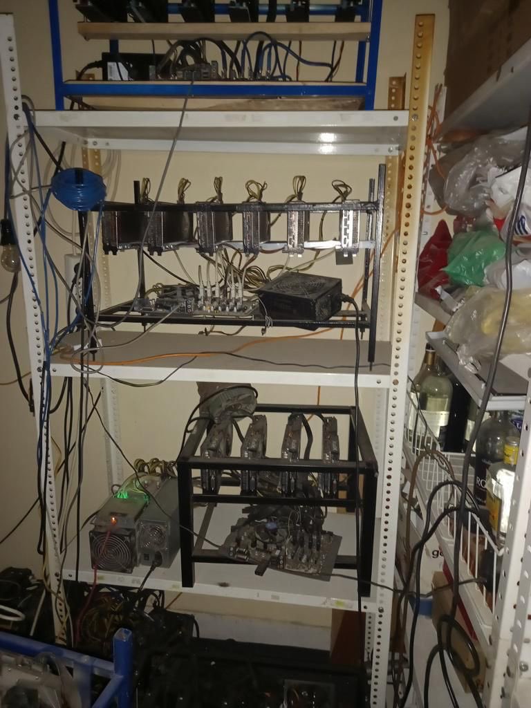 XSvecla's tweet photo. 1/3 Succesful operation in a crypto-mining lab in North Mitrovica. 

Found &amp; confiscated:
60 graphic cards, S9 anti-mining machines, 13 ventilators, electric pots for growing cannabis plants, electric lamp for lab, 51 rounds of ammunition &amp; 8 modified bombs. https://t.co/0x2q3rQou7
