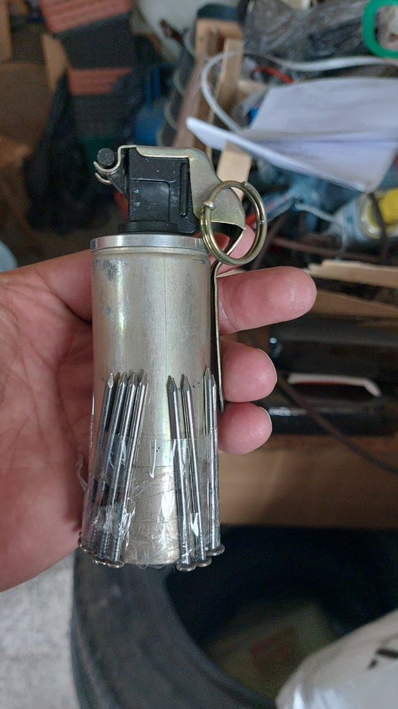 XSvecla's tweet photo. 1/3 Succesful operation in a crypto-mining lab in North Mitrovica. 

Found &amp; confiscated:
60 graphic cards, S9 anti-mining machines, 13 ventilators, electric pots for growing cannabis plants, electric lamp for lab, 51 rounds of ammunition &amp; 8 modified bombs. https://t.co/0x2q3rQou7
