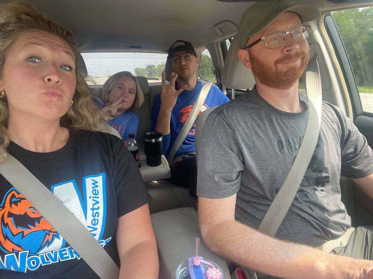 KickrMath's tweet photo. Driving to the Platte River for bonus points! #Juicy @OPS_Westview https://t.co/NJuO4kWmU6