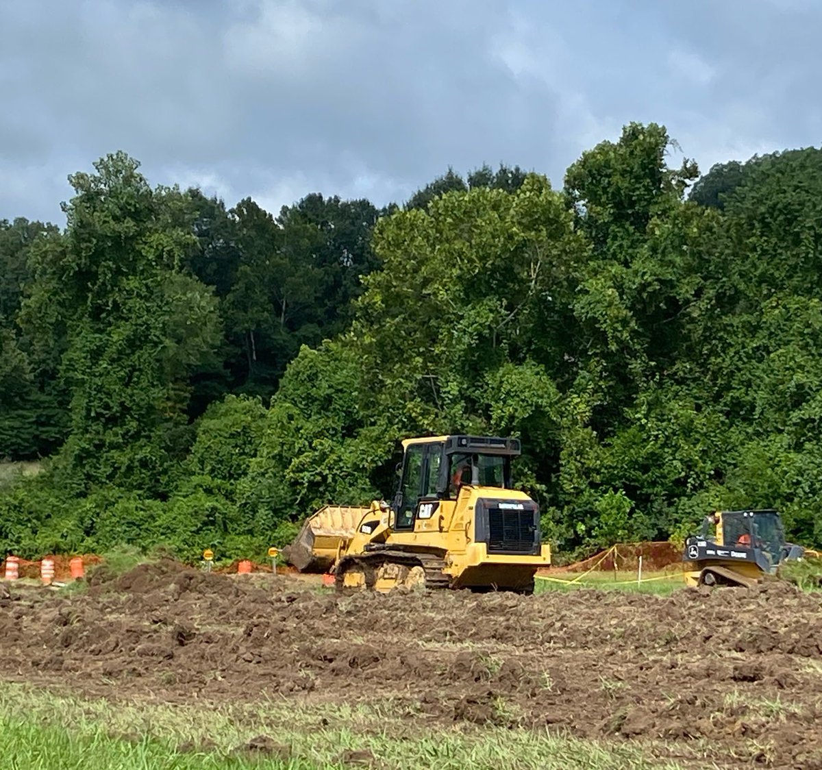 genesiseureka's tweet photo. Look what’s happening at our future building site. Work has begun. Exciting day as dirt is being moved on day 1 of the project. https://t.co/MDqHtAhXWl