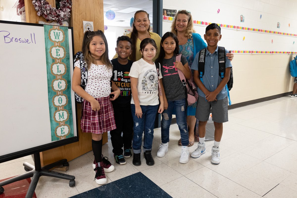 NISD's tweet photo. Happy First Day of School to @NISDCable &amp; Westwood Terrace! This was no regular first day as both campuses  launched the Northside Enrichment Academy- a unique and innovative model that provides students an additional 29 days of enriched instruction 👏 https://t.co/qAeaWbYQHg