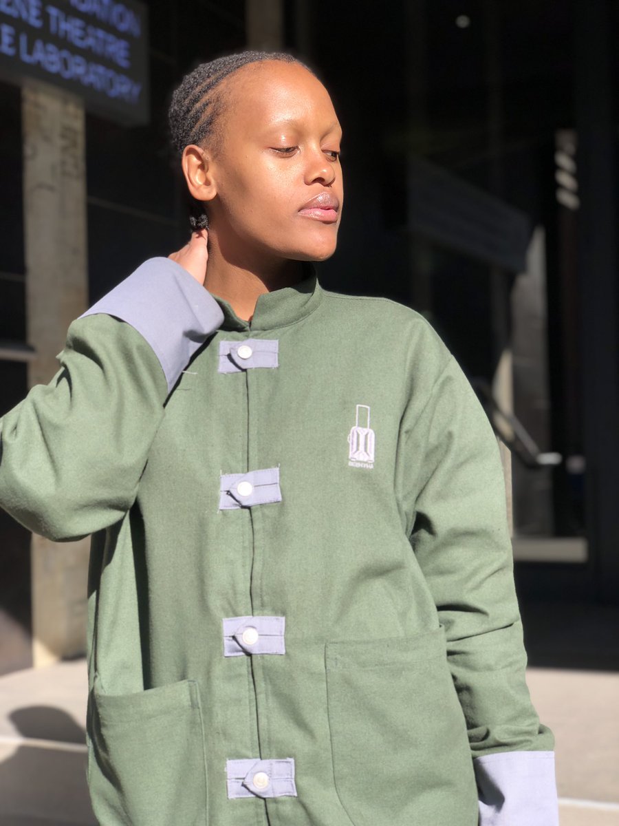 This top will drop at R1100, but for all the orders that come in today, R500 is your fee! Any size. Colours are Green, Black, White, Red and Beige. 😊

Send a Whatsapp to 0699518398 with the letters “CCC” to get yourself this amazing deal! 🤟🏿

<a href="/Seen_Pha/">Seen Pha</a> is a brand of the future📍