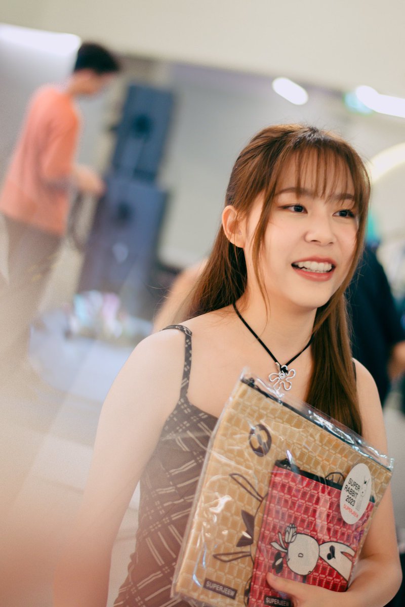 Bancha_Panya's tweet photo. Happening10Fest Aug 23 🌻
ปล. วาปมาช้าก็มาทันนะ 😂
#maiysupitcha #GoingToMeet https://t.co/xZ1ae5FLI7