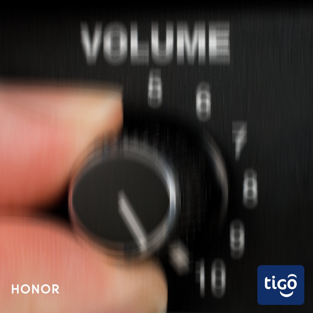 Tigo_GT's tweet photo. ✋¡Alto ahí! ✋

Responde este tweet con la canción de @OLGATANON1313 o @carlosvives que te hace subir el volumen a tope. 🎚️

Utiliza el hashtag #TigoMusic y sigue nuestro perfil para ganar una entrada doble a su concierto este 10 de agosto. 😱💙 https://t.co/2Qa3hg42Ns