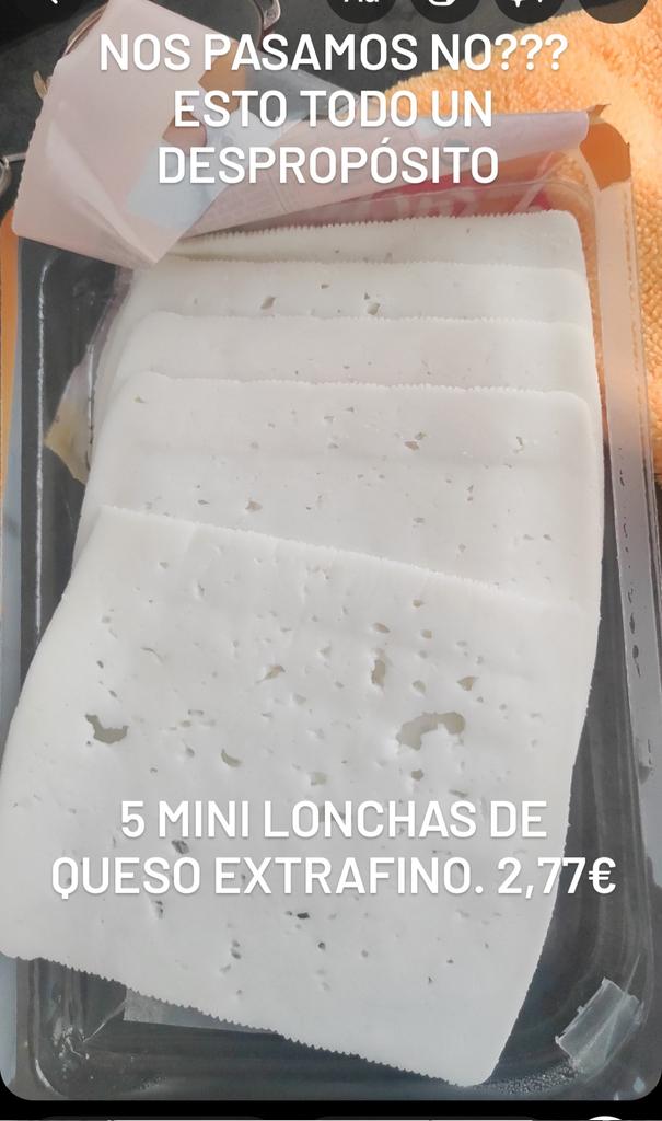 TotemOso's tweet photo. @EROSKI es un poco pasarse? 5 mini lonchas extra finas, queso cabra 2,77€!?!?!?!! https://t.co/VLh6KcLM0B