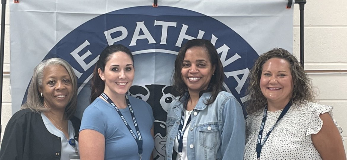 KirstenGloverAP's tweet image. We are excited about our new journey of reaching goals!!#AimforExcellence #LearningLeading