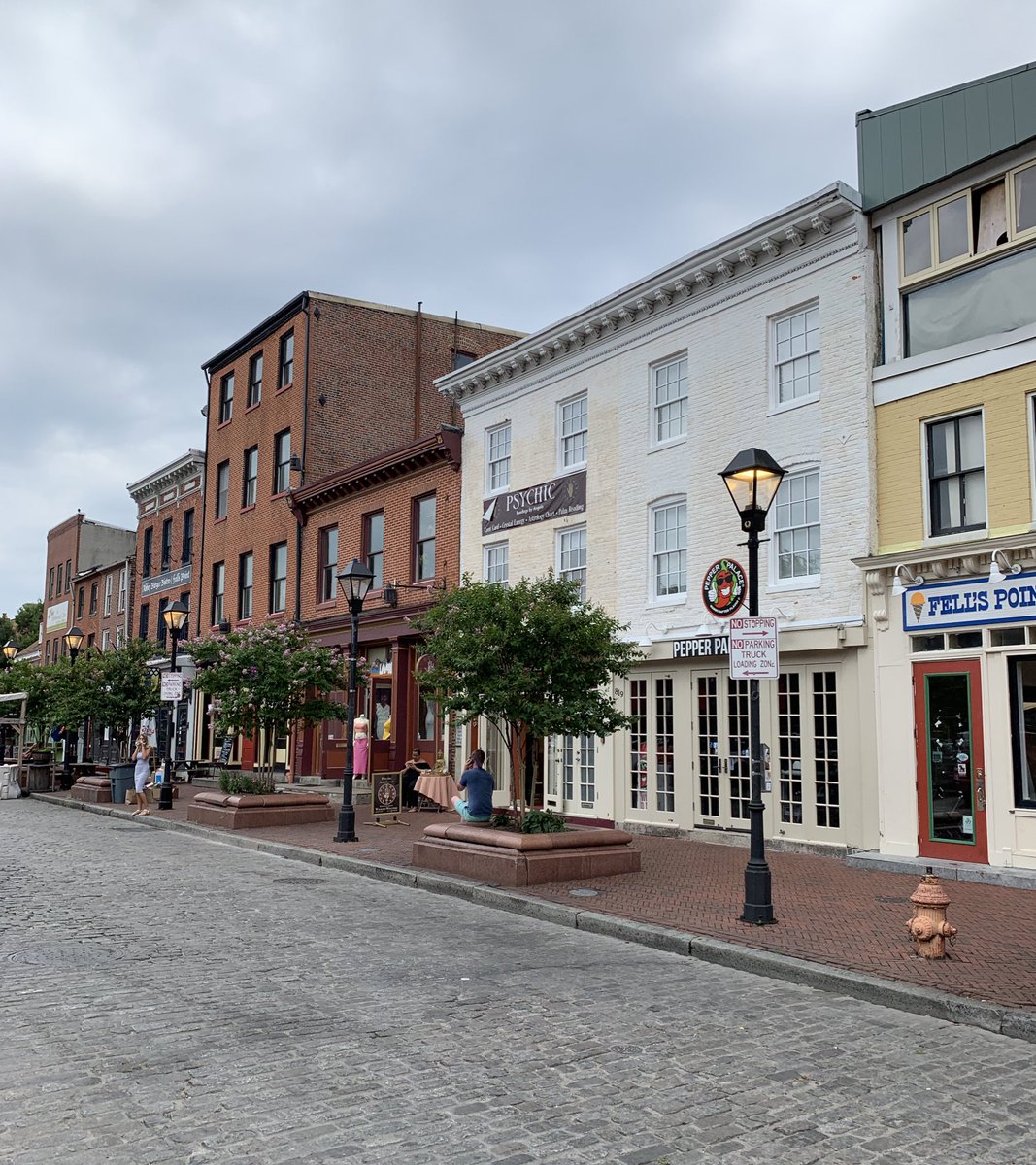 pn_57's tweet photo. #FellsPoint is a #historic #waterfront neighbourhood in #Baltimore. It was established in 1763 &amp; is a National #HistoricDistrict which includes +300 #heritage buildings on the National Register | #HeritageDistrict #UrbanConservation https://t.co/r51cRFHl6B