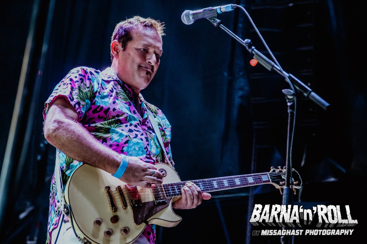GimmeGimmeDivas's tweet photo. Summer tour rolls on, come sing with us tomorrow at @backstagemunich // Tix are still available here 👉🎫: https://t.co/SW8ZUIZjhE
#MeFirstAndTheGimmeGimmes #MFGG #SummerTour2023 #EuroTour #FatWreckChords #DestinyTourBooking #DinoAndLuigiPresents https://t.co/ApJsyNUFSS