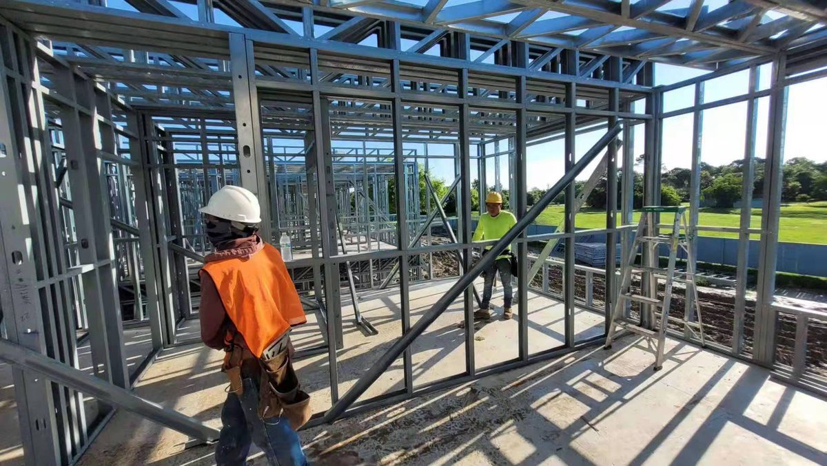 🔐Safety is a paramount concern on any construction site. 🔍Traditional construction methods expose workers to numerous hazards, ranging from heavy equipment to unpredictable weather conditions☁️

#lightgaugesteel #lightgaugeframe #coldformedsteel #archidesignhome