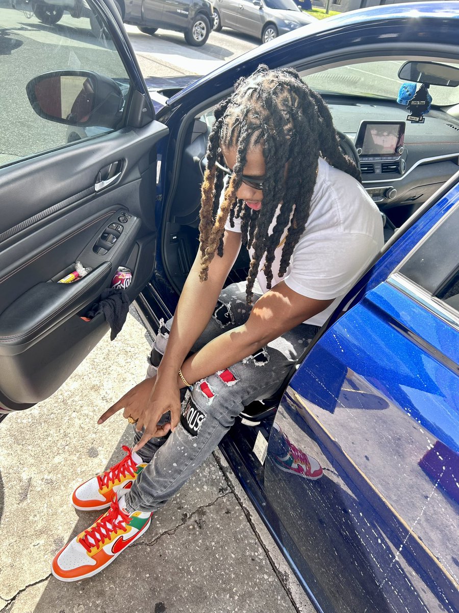NLMari2's tweet photo. She ain’t picture me like this, I should’ve posed for her📸✨ https://t.co/hozY0pRK2m