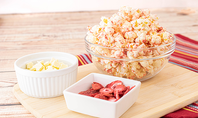 ElkGroveNews's tweet photo. Add Pop to a Sweet Snack Time Favorite; Fun recipe from @familyfeatures &amp; @PopcornCentral
https://t.co/4X6r258KEl https://t.co/kk5dC44QAe