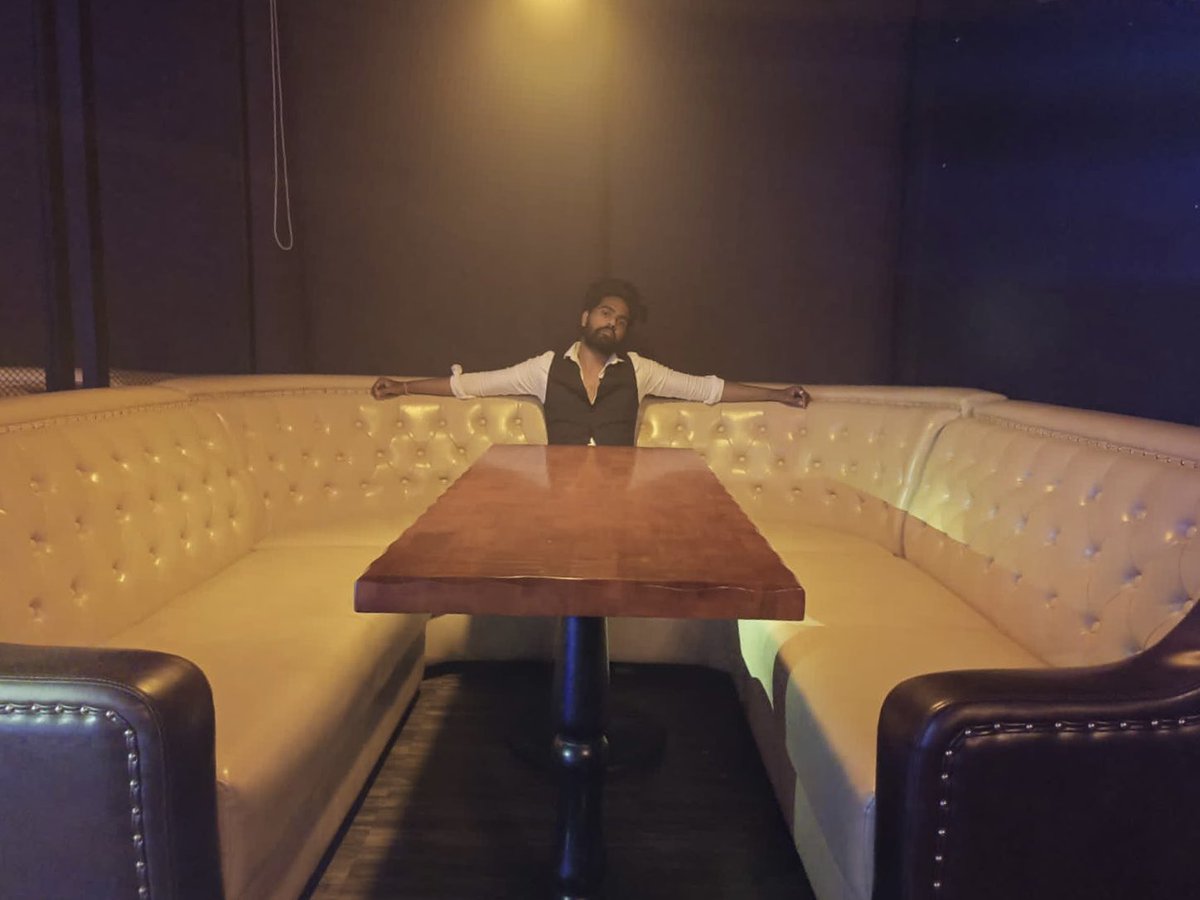 nikrider2's tweet photo. Party time 🔊🥃💦 https://t.co/MDxZ6IchRd