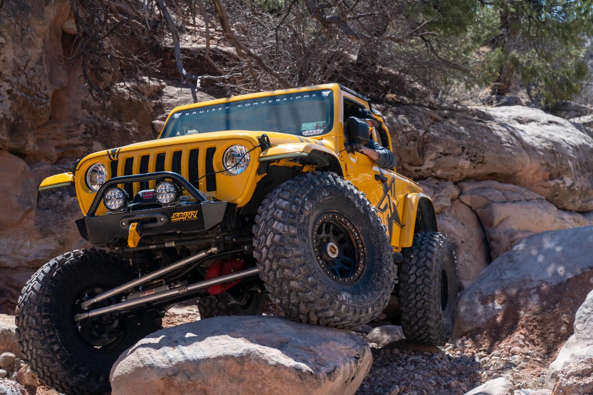 Conquer the rocks like a true trailblazer! 🌄🚙 Discover the power of Rock Krawler Suspension Parts and elevate your off-road experience! Shop Rock Krawler: buff.ly/3BjVS5N 
.
.
#northridge4x4 #nr4x4 #northridgenation #deals #jeepjl #jeepjk #jeepjt #jeep #industryleader