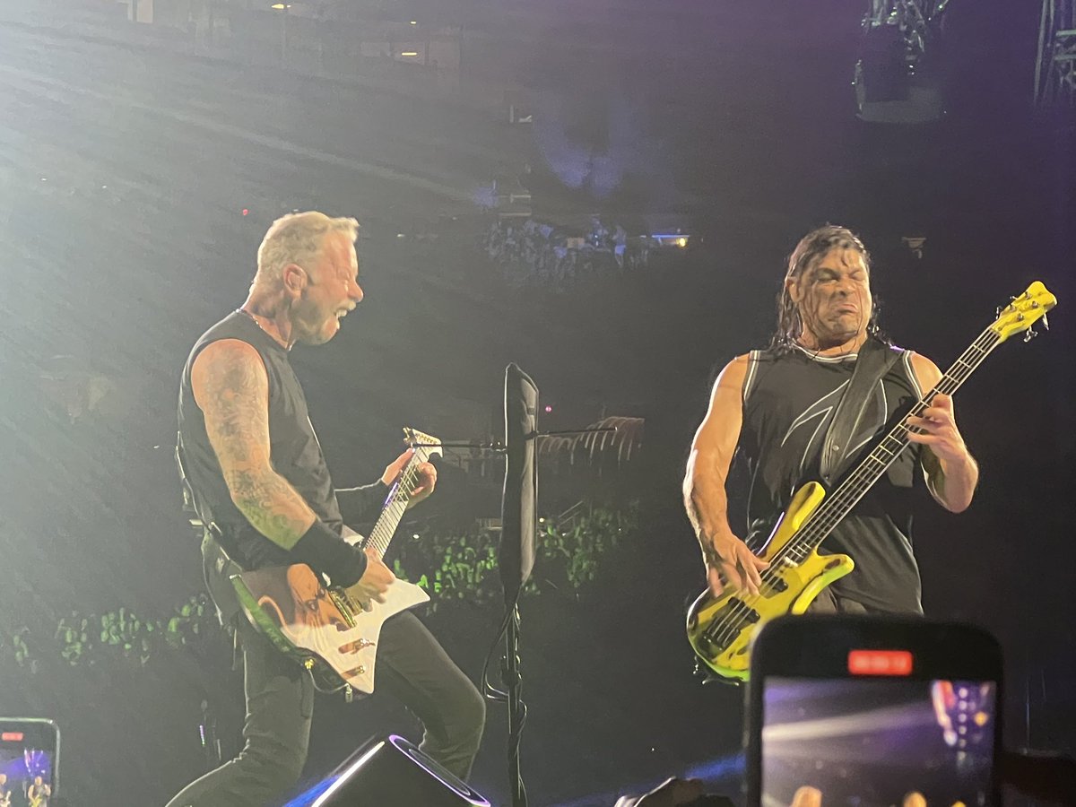 SteveHanisch's tweet image. Wild weekend attending the #M72WorldTour at #M72EastRutherford  for @Metallica #norepeatweekend 🤘

Absolute dream come true seeing #Metallica up close and personal

#metallicamondays #metallicafans #metallicalive #metallicafamily #metallicafan #tallica @MetLifeStadium
