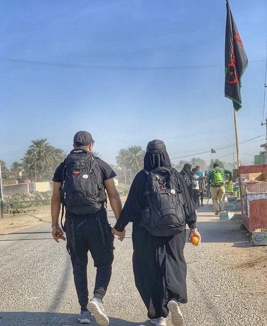 1j00hy's tweet photo. وَرَفيقًا يَأُخَذُ بِيَدِي إِلَيْك.. 
رفيقًا حُسينيًا يُشاركني حُب الحُسيّن ✨ https://t.co/zWEfEpijmZ