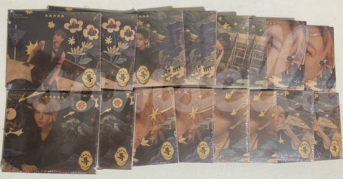 samsells_'s tweet photo. #samupdates
 
partial soundwave &amp; yes24 arrived at my add. i dmed for those claimers, kindly check them out. also i am waiting for my packing mats to arrived since naubusan ako

for those parcels that haven’t yet ship will drop later after lunch. thank you 🫶🏻 https://t.co/O9UbBxrVor