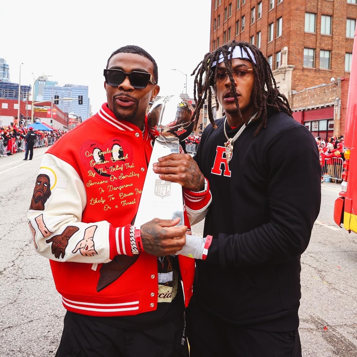 MahomeSZN's tweet photo. Our RB duo > Yours https://t.co/R6RJIBsaki