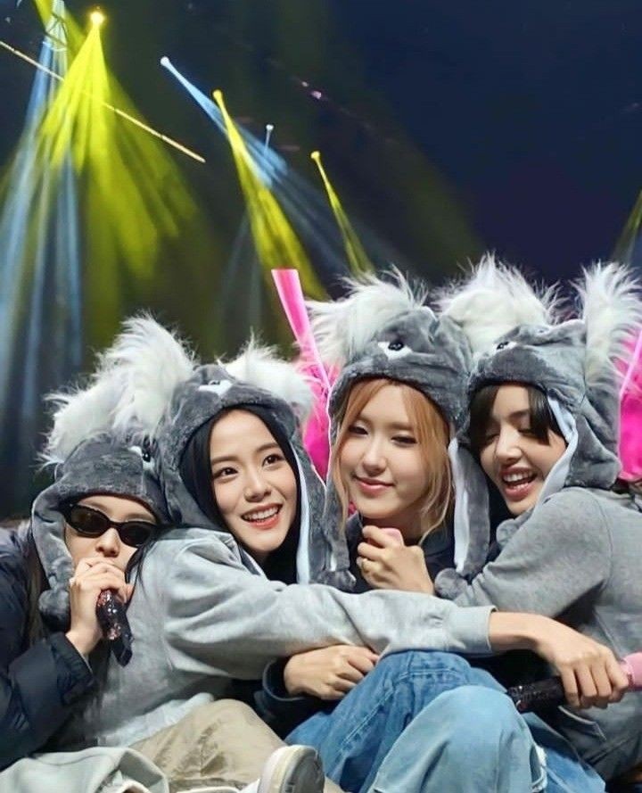 BLACKPINK tienen una cancion que lo explica: a thread