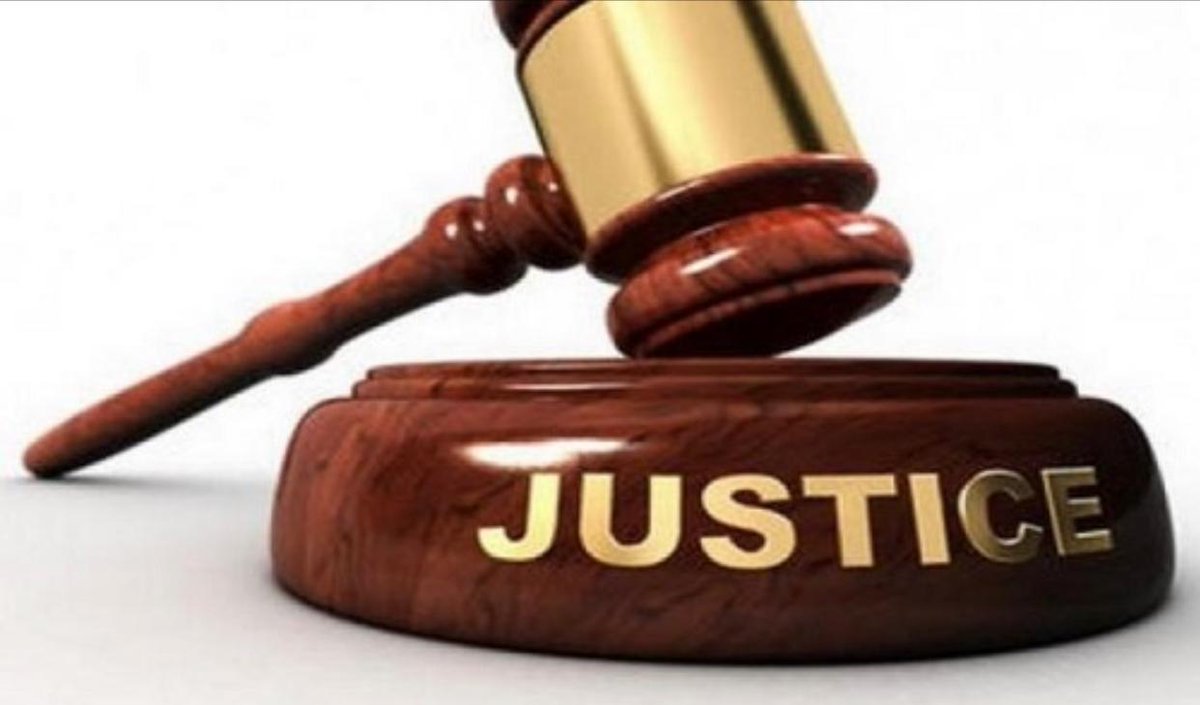 martinejmoise's tweet image. Prezidan #JovenelMoise #Ayiti
25 mwa goumen pou #jistis
25 mwa doulè. Pèp ou nan batay pirèd paske ou te louvri je li.  Malgré menas, entimidasyon, pèsekisyon, koripsyon, nou pap fè bak.  Lajistis gen pou pote Laviktwa.