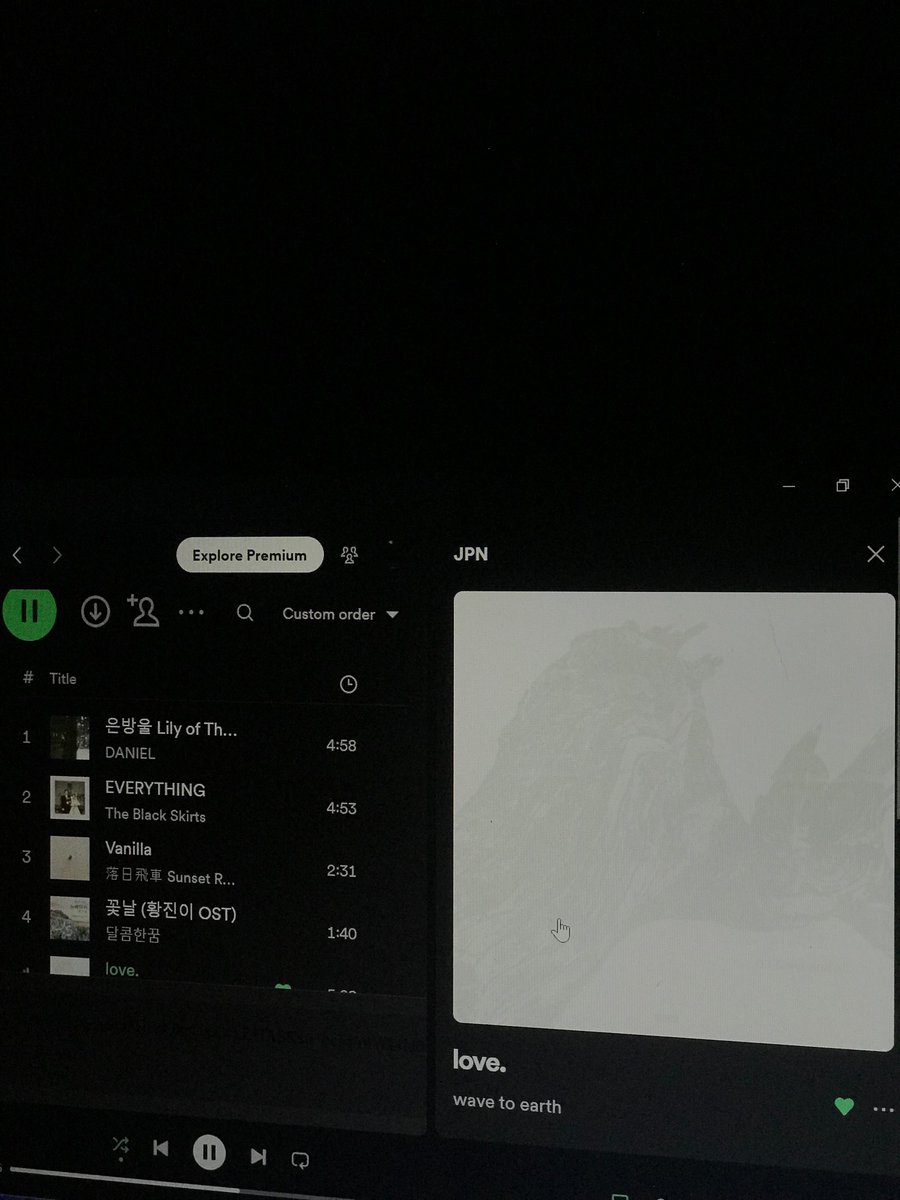 Glgnala's tweet photo. on repeat.  🌃 https://t.co/4j8GPUizRL
