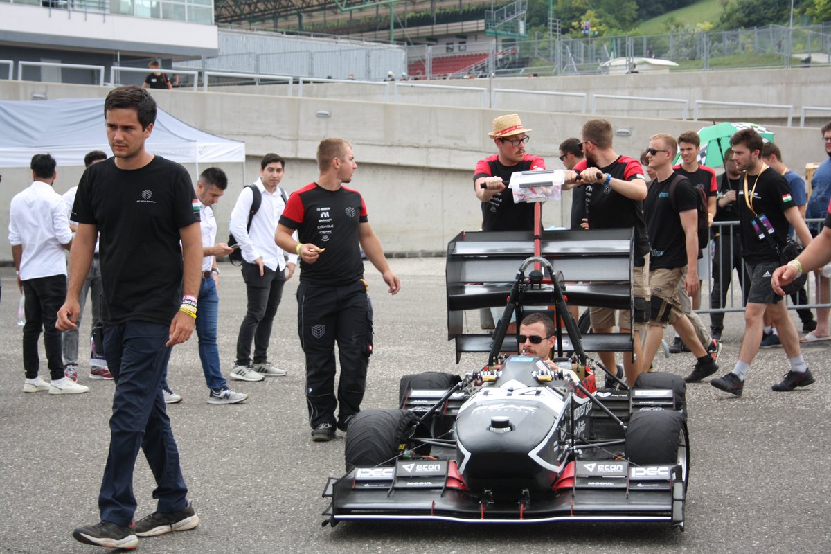 bme_frt's tweet photo. Fs East Day 4: The day of Driverless cars. 💻🏎️
@FS_East
#bmefrt #bme #formularacingteam #formula #racing #team #formulastudent #fs #student #university #competition #racecar #electric #motorsport #engineer #zoe #hungaroring #fseast https://t.co/zIJ8rmoVK7