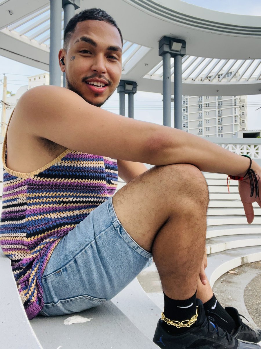 FerragamoDarani's tweet photo. 👅 https://t.co/emf5EmhS7q