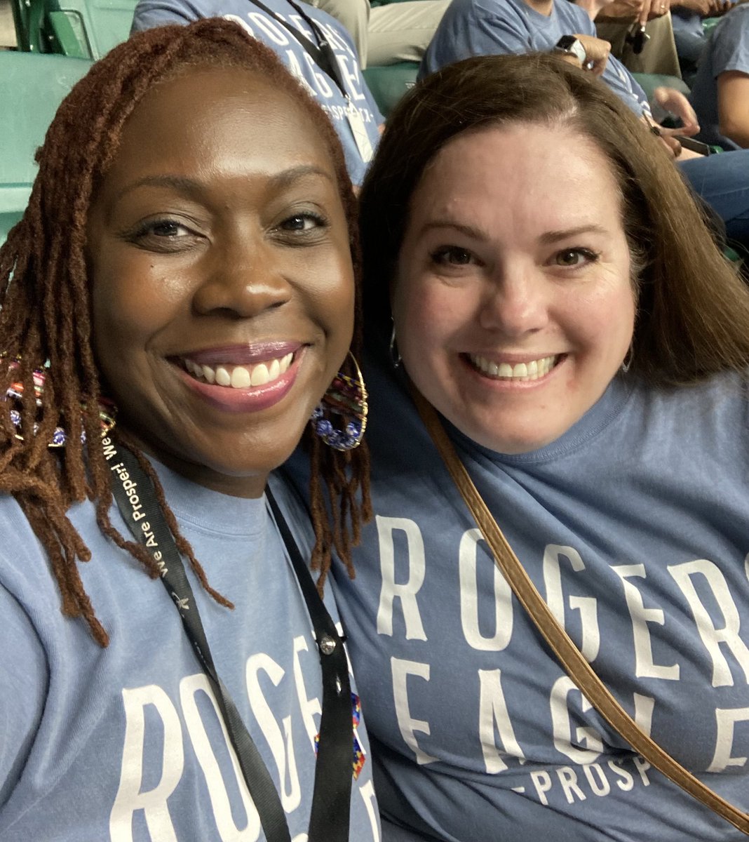 MrsSchoppRMS's tweet photo. PISD Convocation @ProsperISD @ProsperRogersMS #OG8Girls #LetsGetPumped https://t.co/VKhE3jXcGa