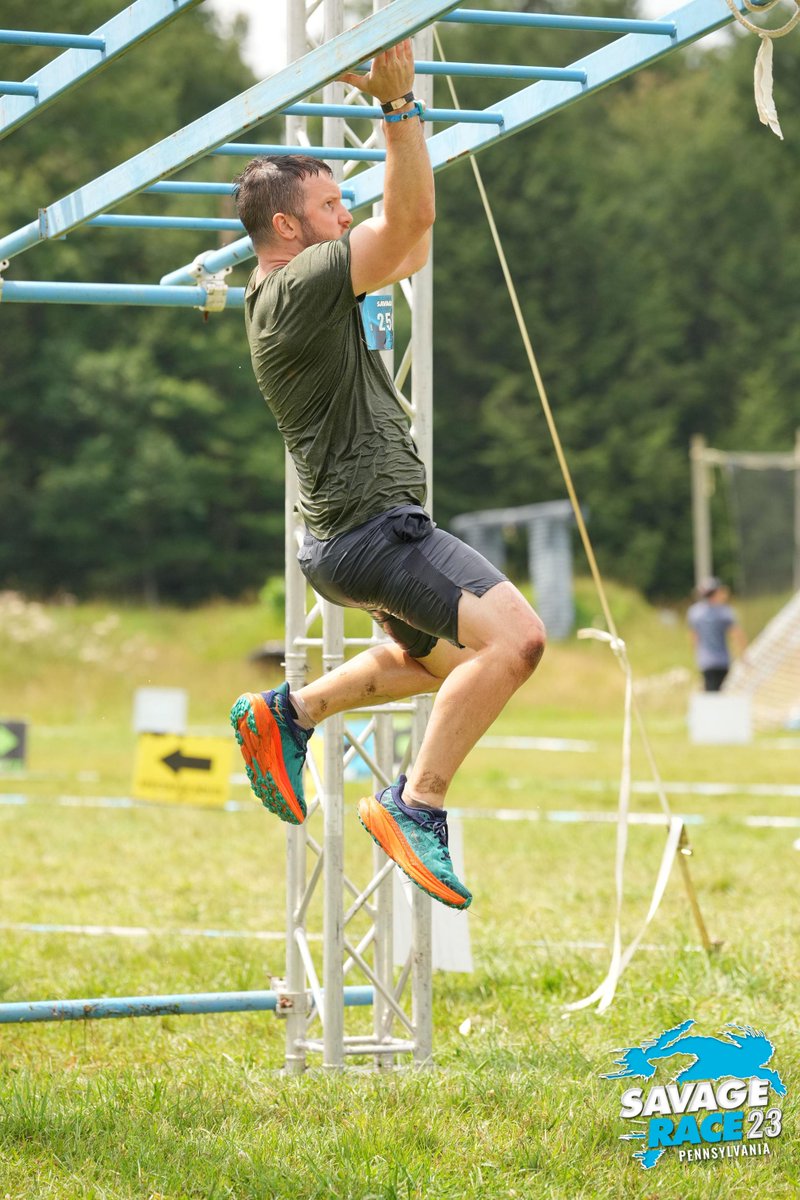 TJamesRussell's tweet image. The tradition continues! 5+ miles, 30 obstacles, and soreness to last all weekend. #SavageRace