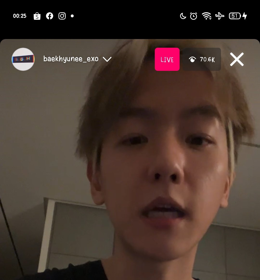 I just want to say, prepared yourself. Something serious is happening. For this IG live, Baekhyun had written notes for things he wanted to mention here

He talked about SM entertainment, why he sued them, his vocal lesson &amp; album preparation, mentioned Kasper name, and more
