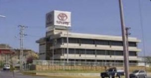 CumanacoaNews's tweet photo. #TipsDeCumanacoa
🔹️Con la #pérdida del 90% de su capacidad industrial,la ciudad de Cumaná,perdió más de #7mil empleos en los últimos #15años.
🔹️Toyota,#Peruggina, Mazorca,Monaca,CAIP, Fipaca,#LaGaviota son algunas de las empresas inoperativas y #expropiadas por el gobierno. https://t.co/SUG05Vt0IP